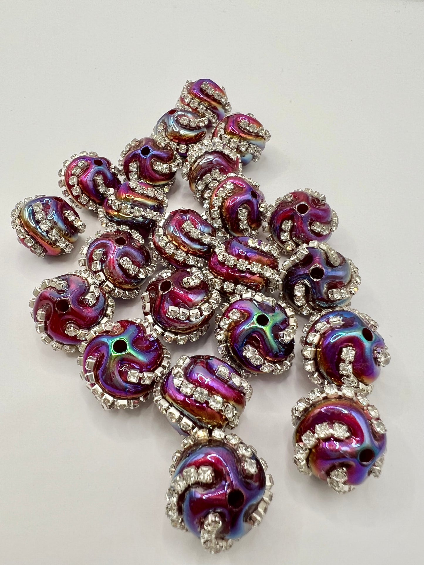 Color Changing Luminous Swirl Beads