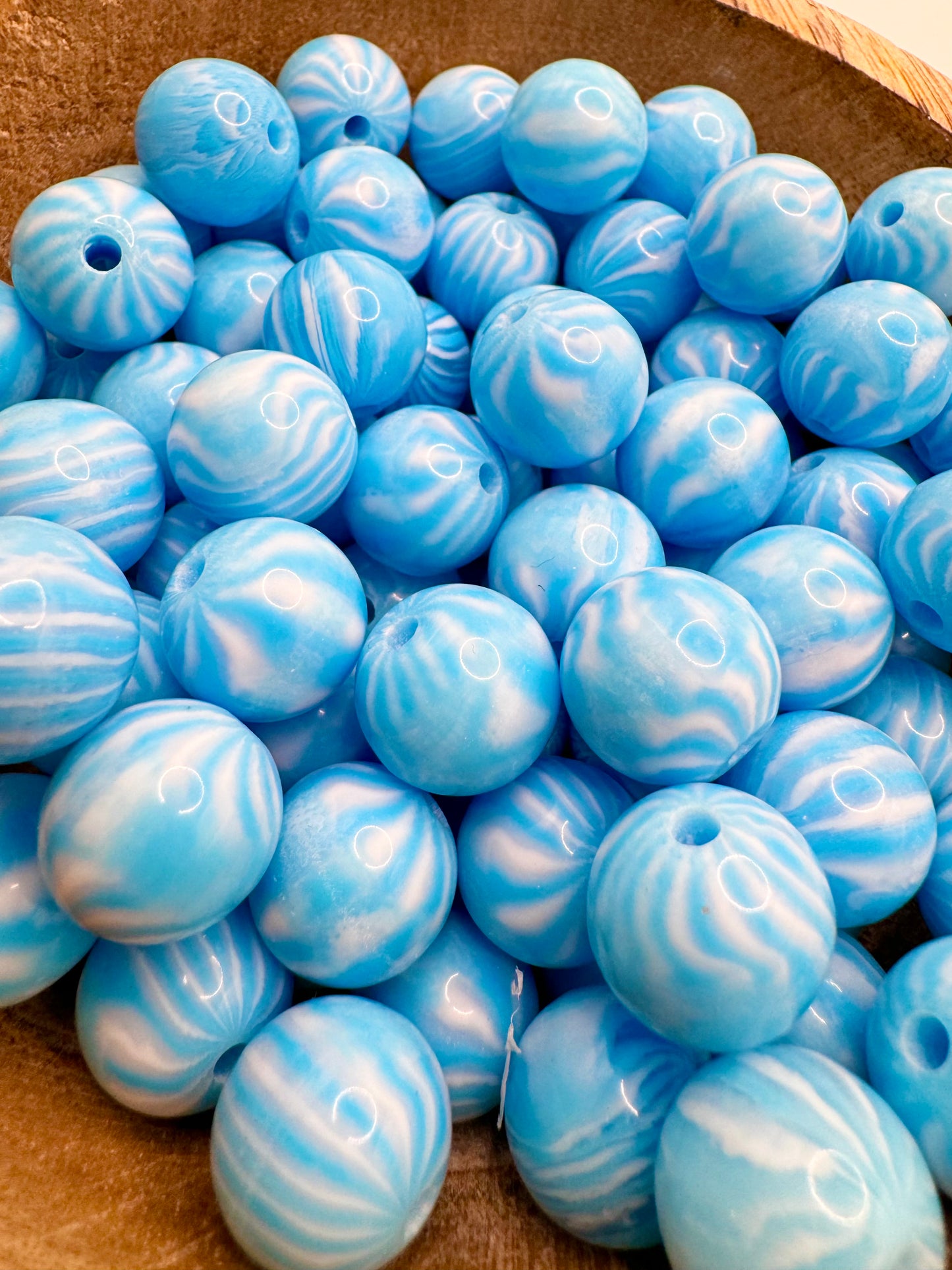 16mm Blue Swirl Bead