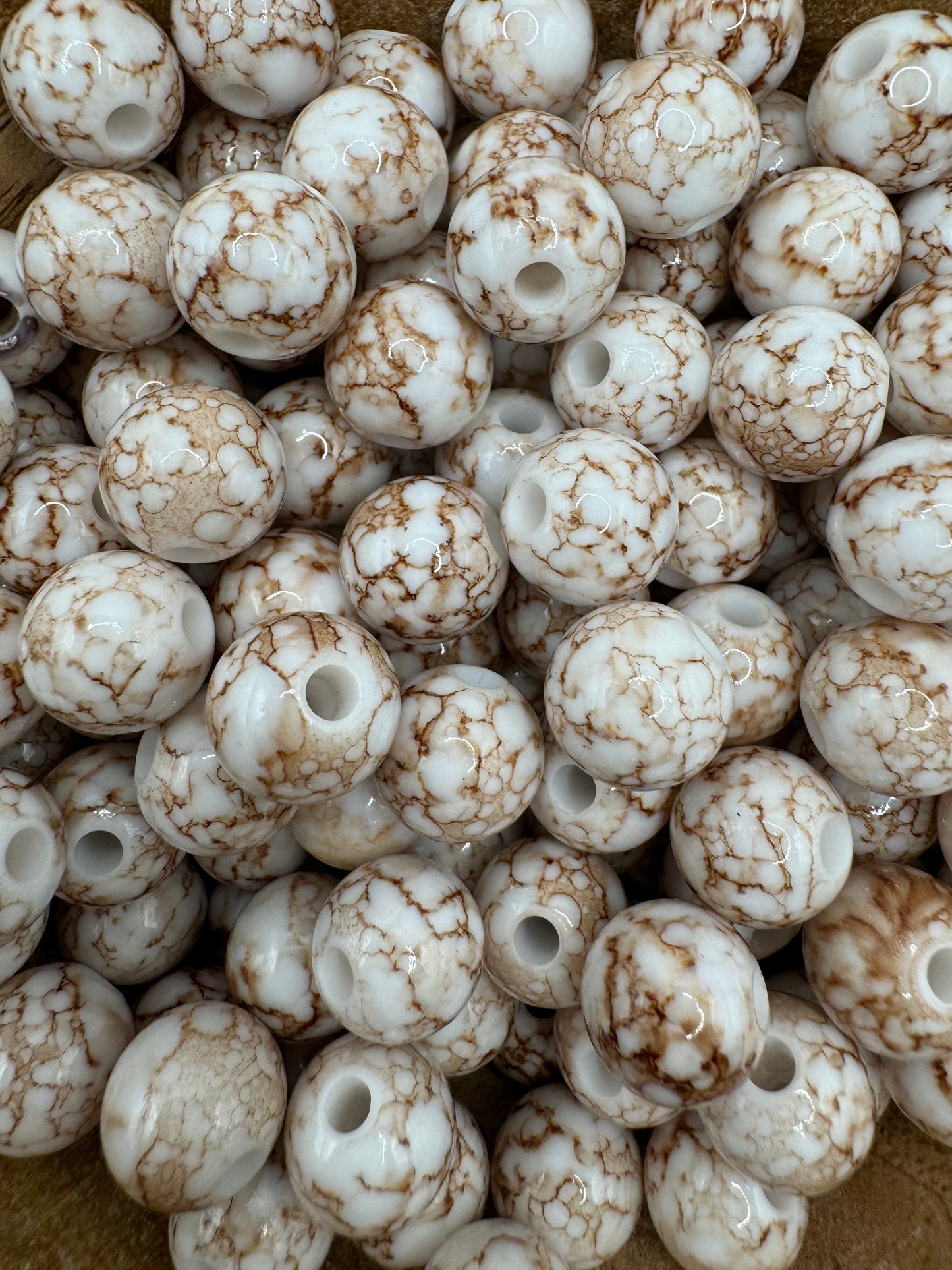 14mm White and Brown Marble Bead