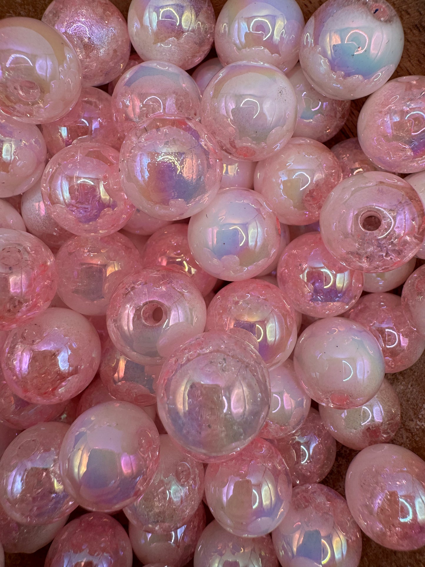 16mm Pink Ombré Crackle Bead