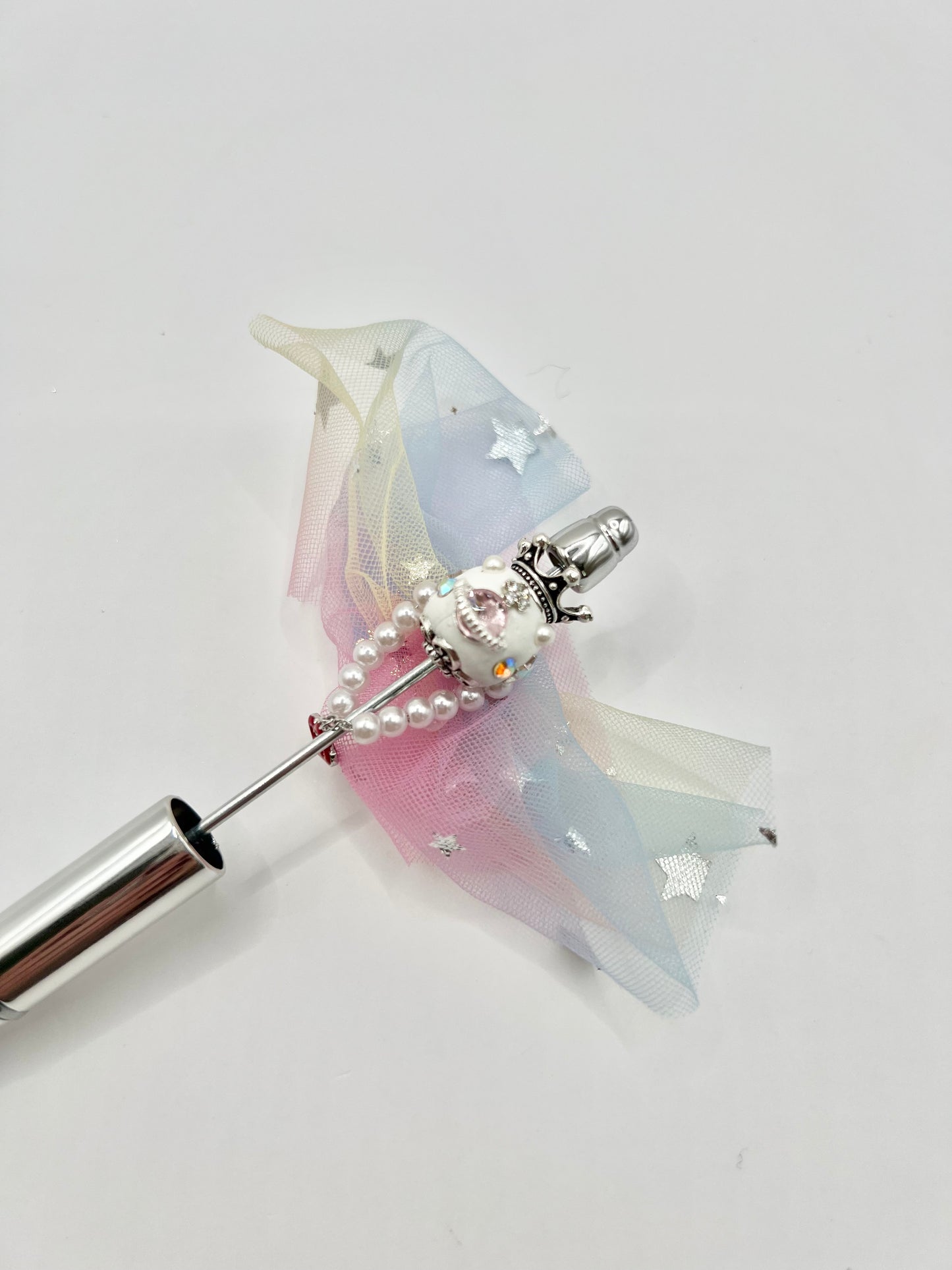 White Resin Bead with Crown and Rainbow Tulle