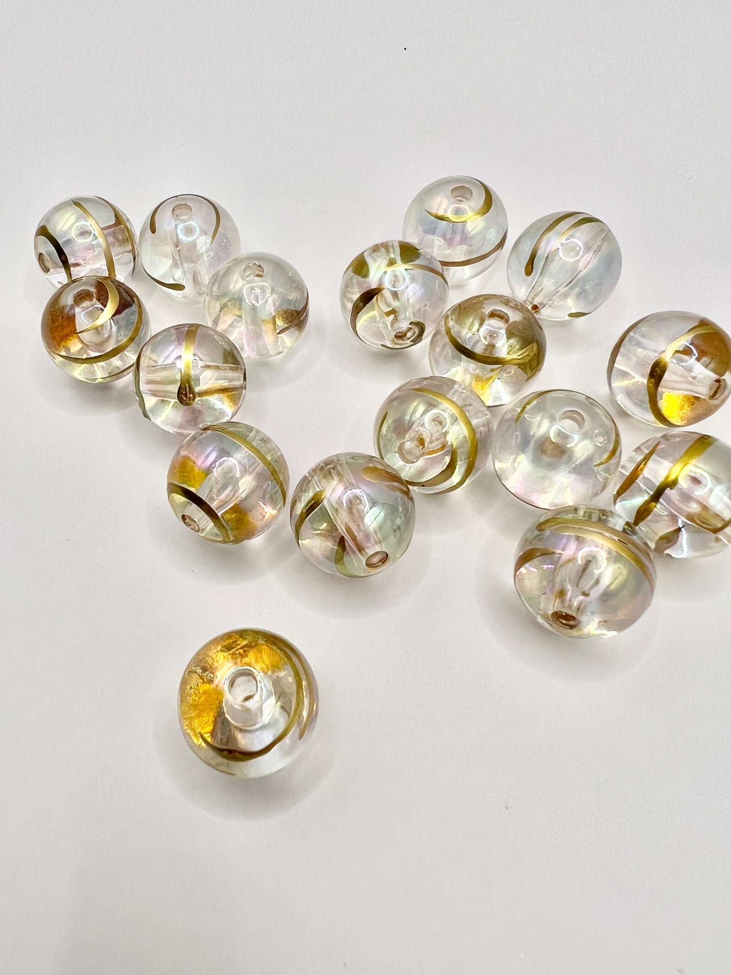 Clear 15.5MM Round Beads with Gold Stripe