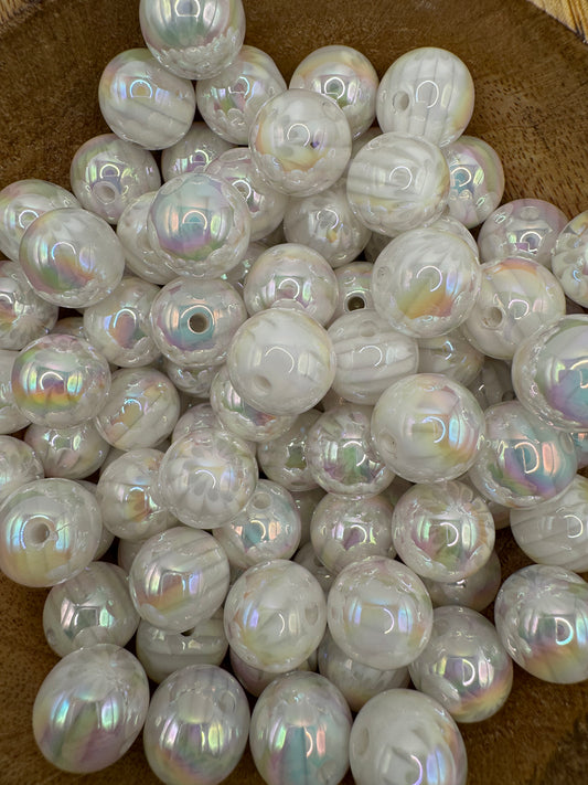 16mm White Iridescent Round Beads