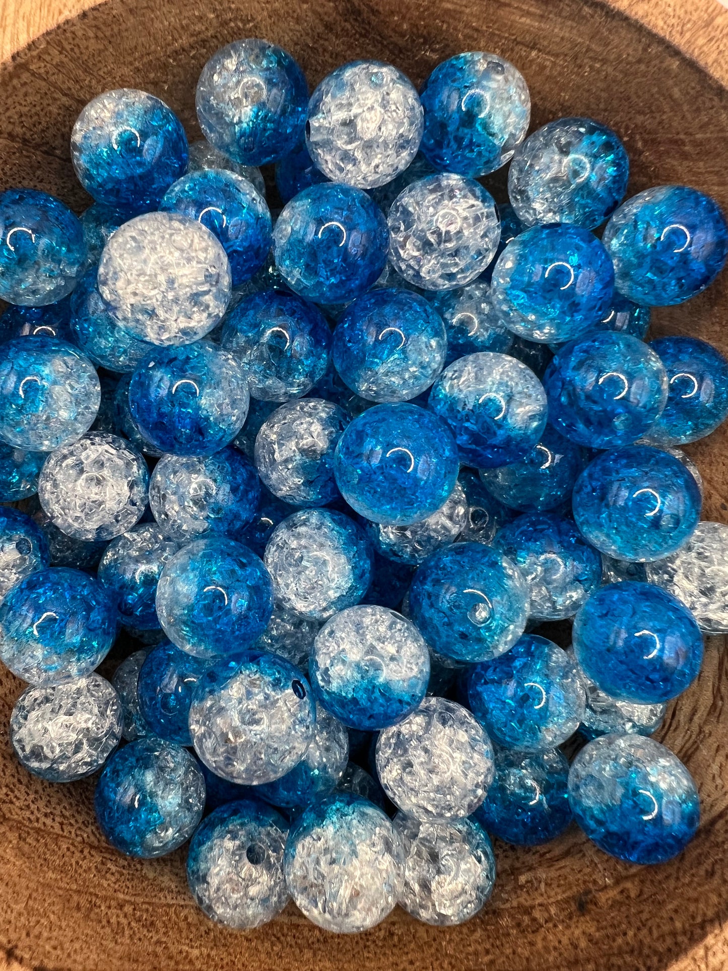 16mm Blue and White Crackle Bead