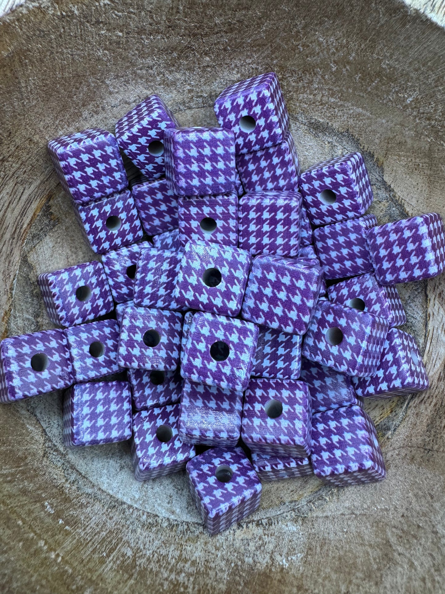 Houndstooth Purple Color Cube Beads